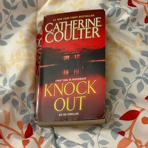 Catherine Coulter 'Knock Out' Paperback